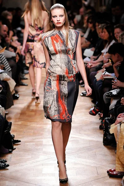 Look 36